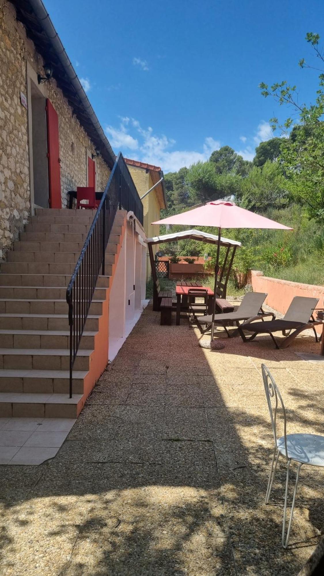 L'Oustaou Du Luberon Et Spa Villelaure Екстер'єр фото
