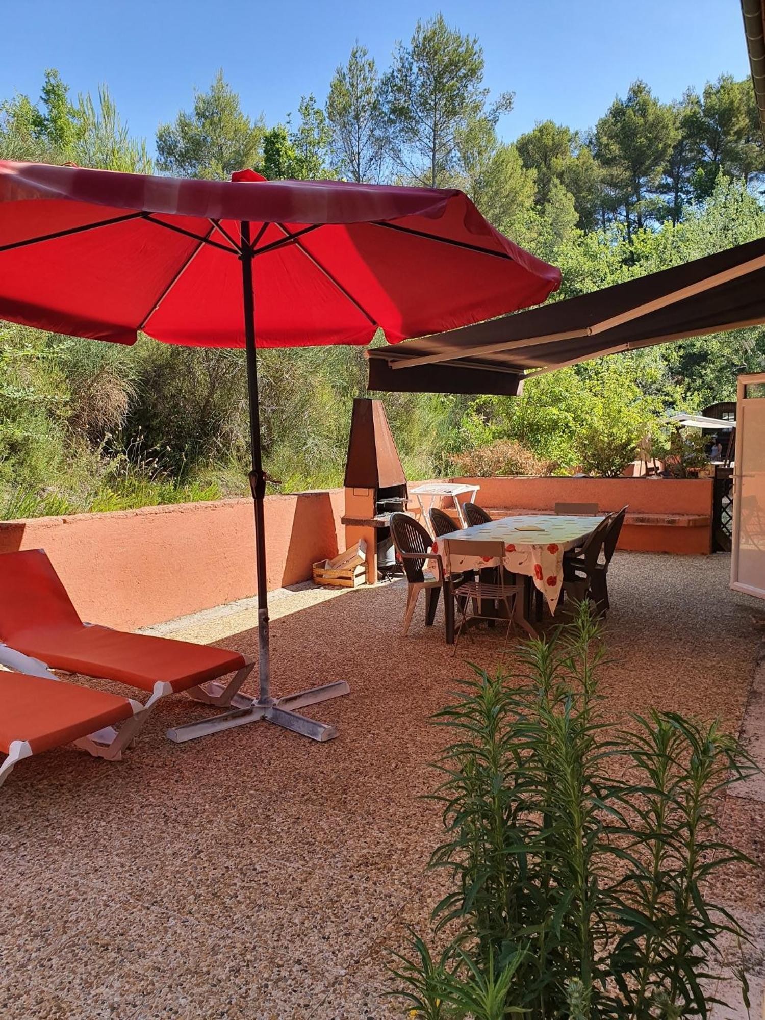 L'Oustaou Du Luberon Et Spa Villelaure Екстер'єр фото