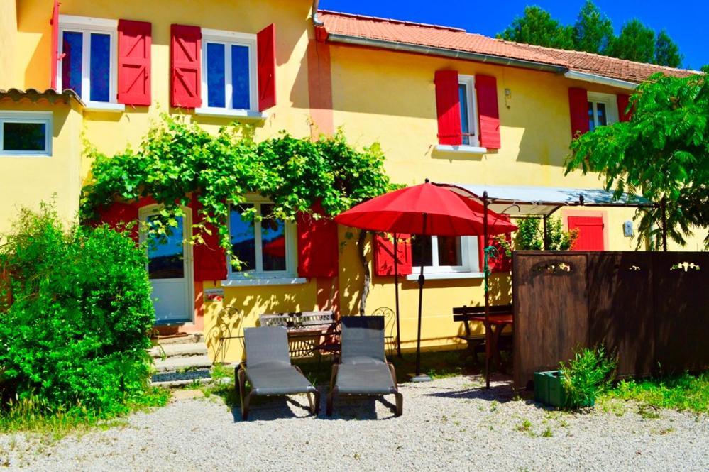 L'Oustaou Du Luberon Et Spa Villelaure Екстер'єр фото